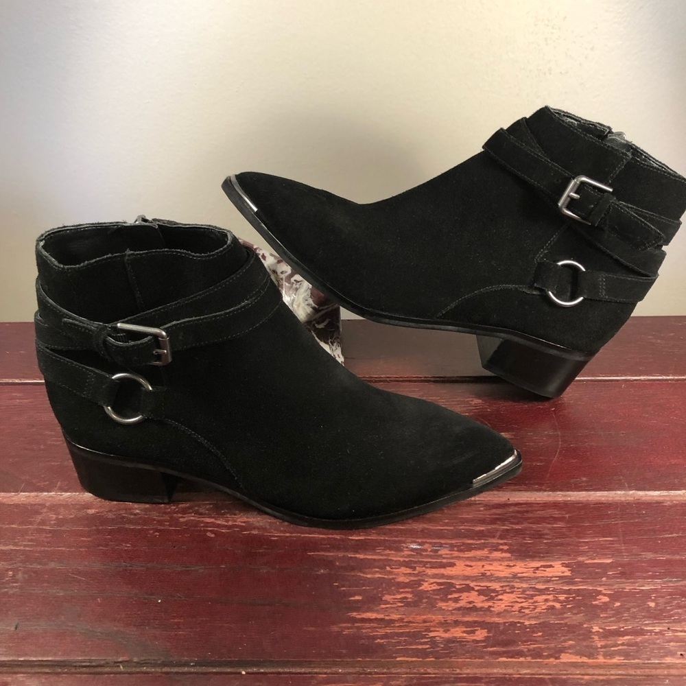 Marc Fisher Suede Pointy Toes Western Booties Black Suede Size 6